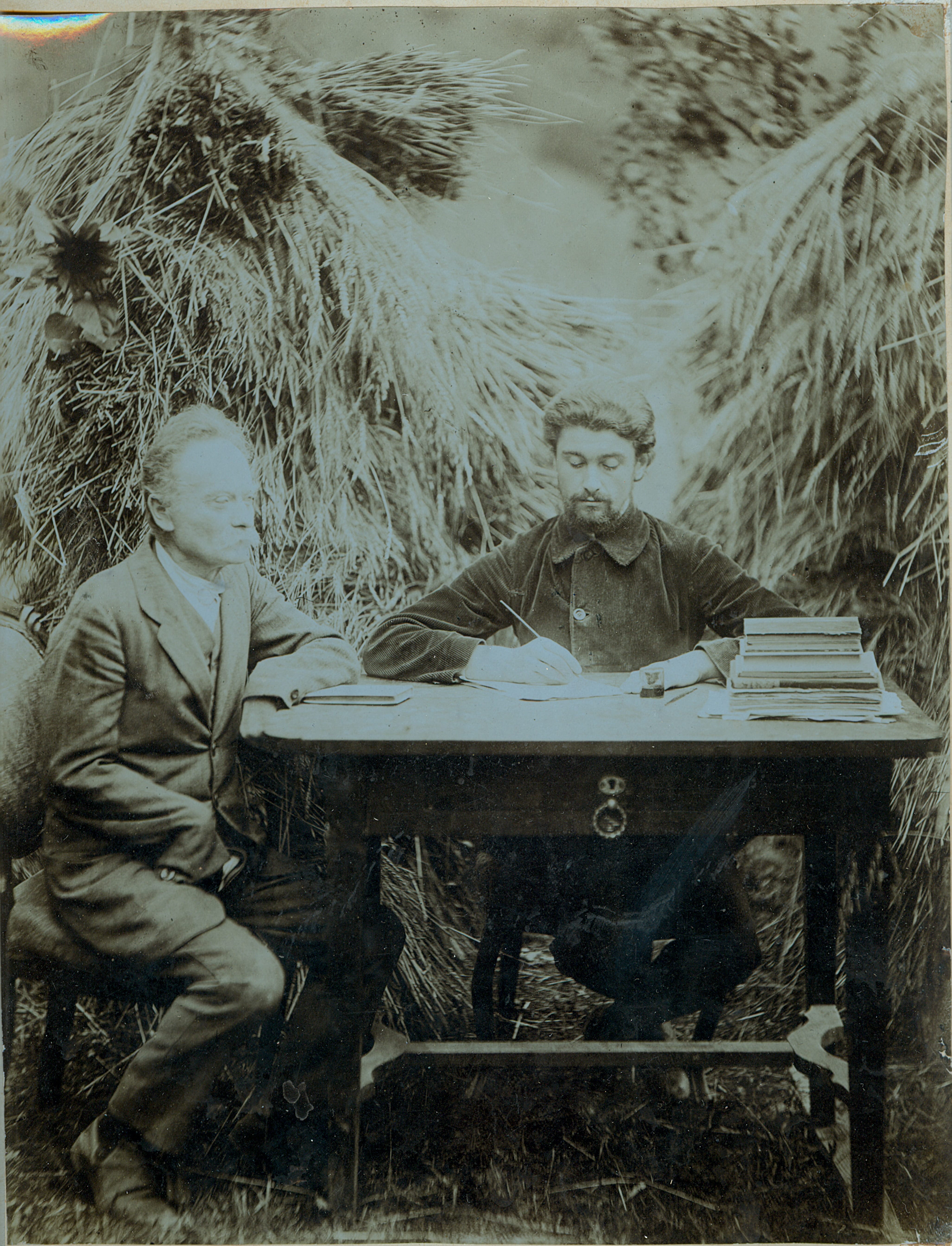 309 ор. Франко диктує твори. 1912