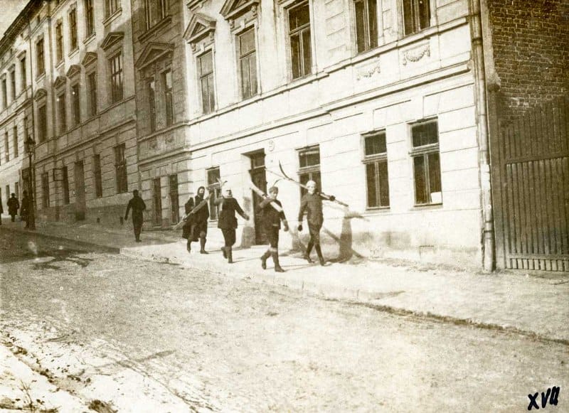 На лещетах довкола Львова (Невідома публікація Петра Франка)